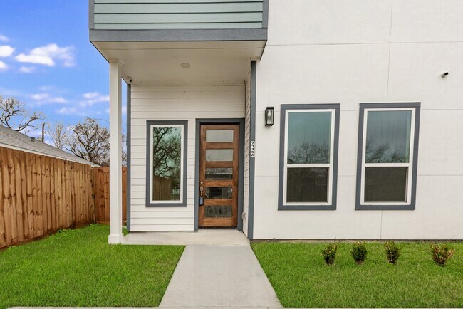 Foto del edificio - 7315 Iwo Jima Rd