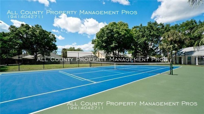 Building Photo - Tree Tops/Annual/Updated/Centrally Located