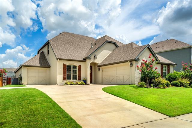 Primary Photo - 301 Bluestem Ln
