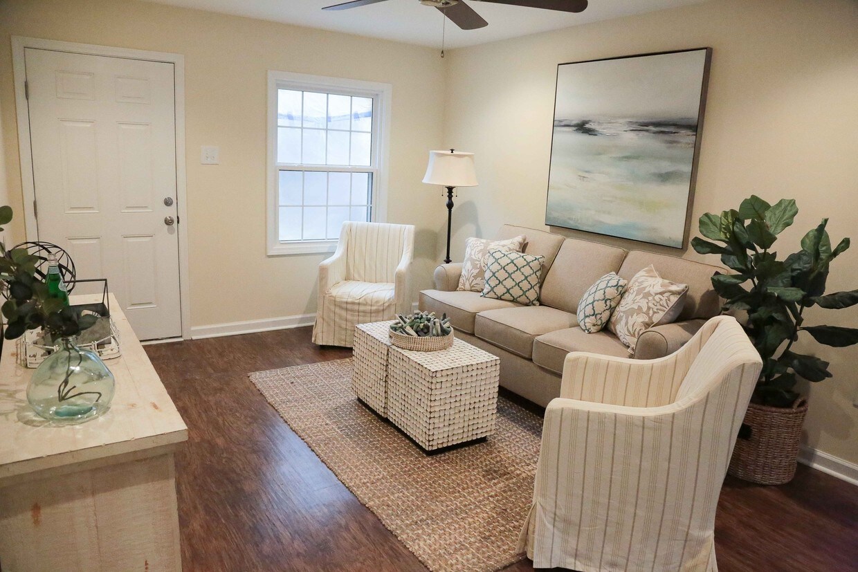 710 Cashua St Unit 136, Darlington, SC 29532 Apartments in