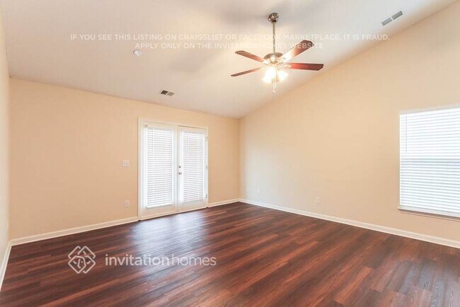 Foto del edificio - 2097 Chapel Creek Rd