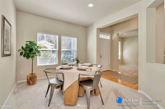 Foto del edificio - 4 br, 2.5 bath House - 6232 62ND Ave W