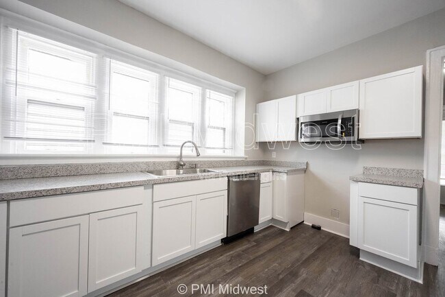 Foto del edificio - 538 W 29th St