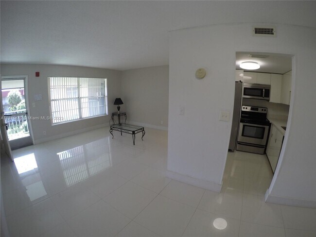 Building Photo - 3061 NW 47th Terrace