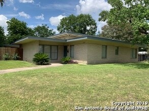 Building Photo - 303 Rilla Vista Dr