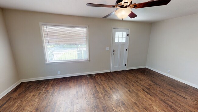 Building Photo - 2209 N Ball Ave