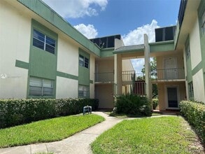 Building Photo - 4133 NW 88th Ave