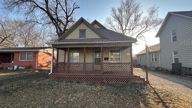 Building Photo - 330 S Elizabeth St