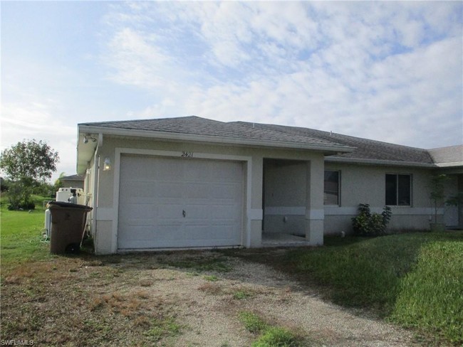 Building Photo - 2421 Ted Ave S