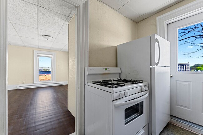 Foto del edificio - 211 Otter Ave
