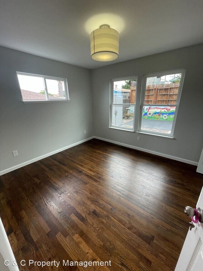 Building Photo - 5 br, 2 bath House - 1726 Harding
