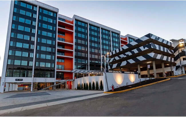 Building Photo - Mission Lofts