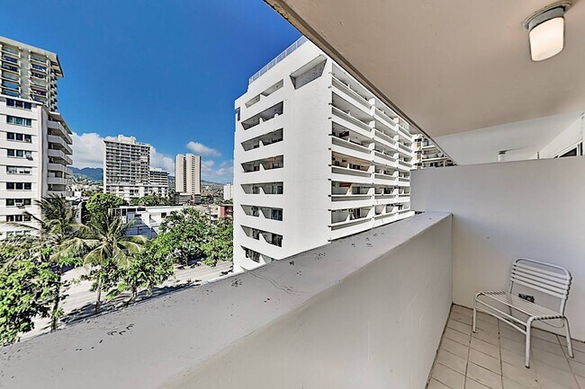 Foto del edificio - 2450 Prince Edward St