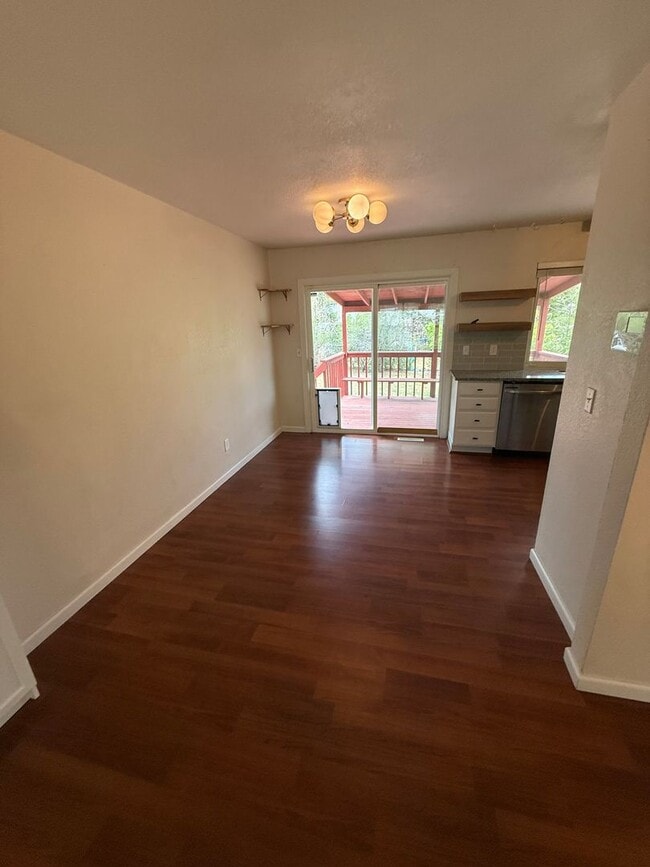 Foto del edificio - 6637 Ingalls Ct
