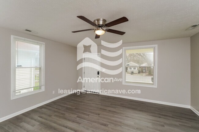 Foto del edificio - 1729 W Ormsby Ave