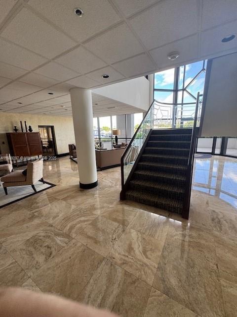 Foto del edificio - 300 Three Islands Boulevard