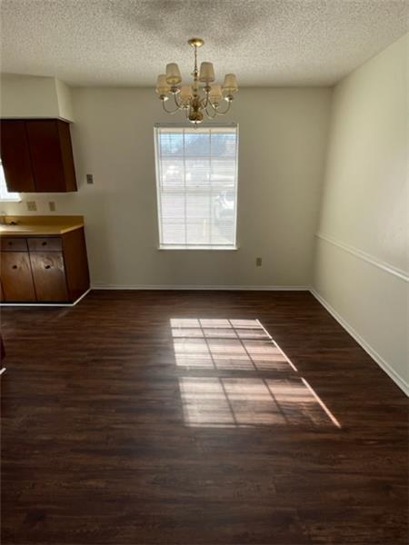 Building Photo - 8289 Shadow Wood Dr