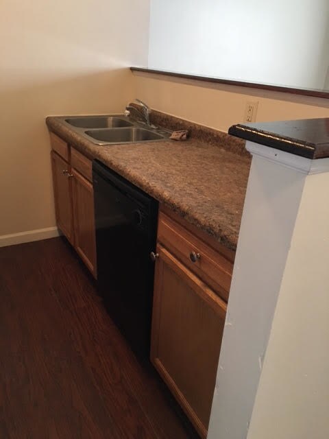 Foto principal - 7154 E 21st St