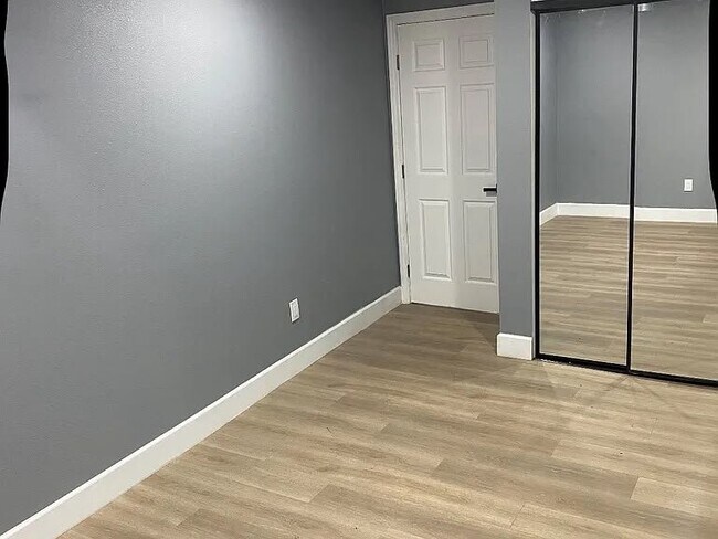 Foto del edificio - 2900 E Hullett St