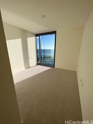 Building Photo - 1000 Auahi St