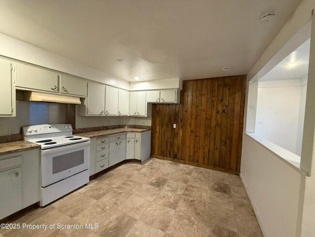 Foto del edificio - 457 Madison Ave