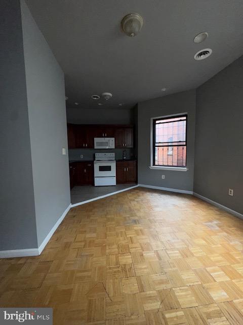 Foto del edificio - 4254 Parkside Ave