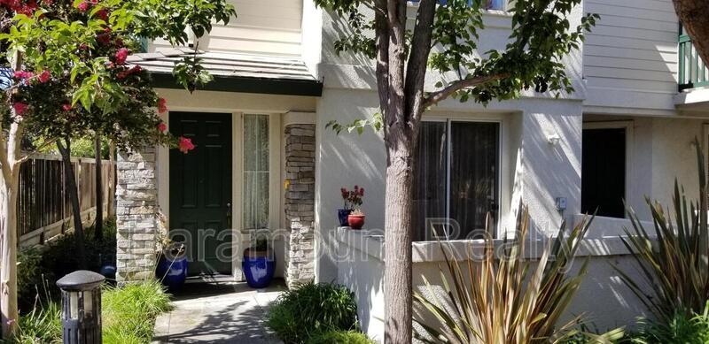 Primary Photo - 4192 Glenwood Terrace
