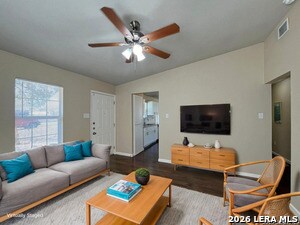 Foto del edificio - 6147 Bright Valley Dr