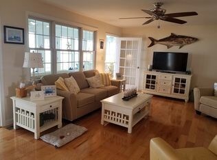 Foto del edificio - 3162 Skipjack Rd