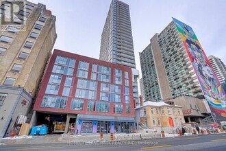 Building Photo - 308 Jarvis St
