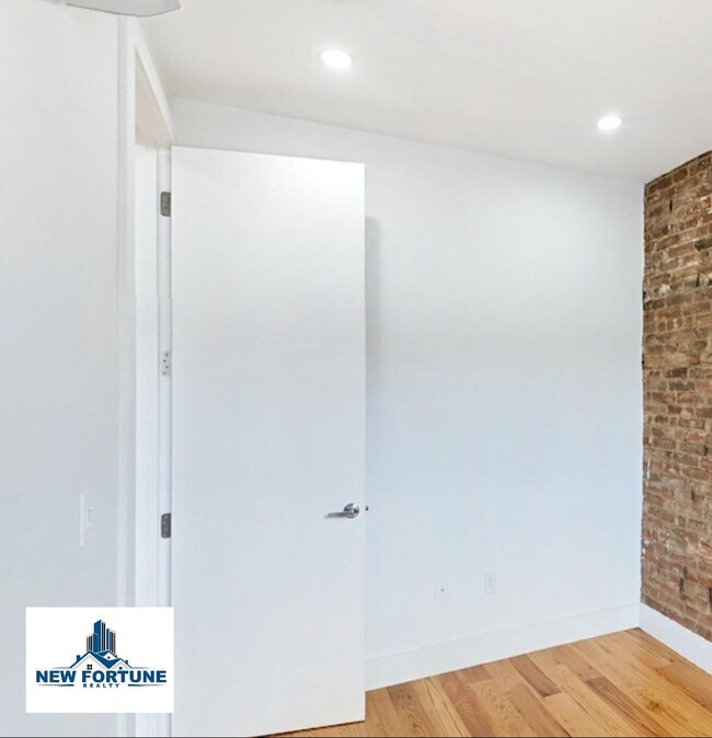 Building Photo - 1391 Flatbush Ave