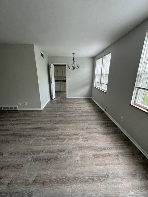 2 bed 2 Bath Living Room - Embassy House