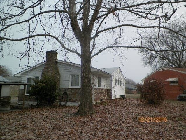 Building Photo - 923 Waverly Dr