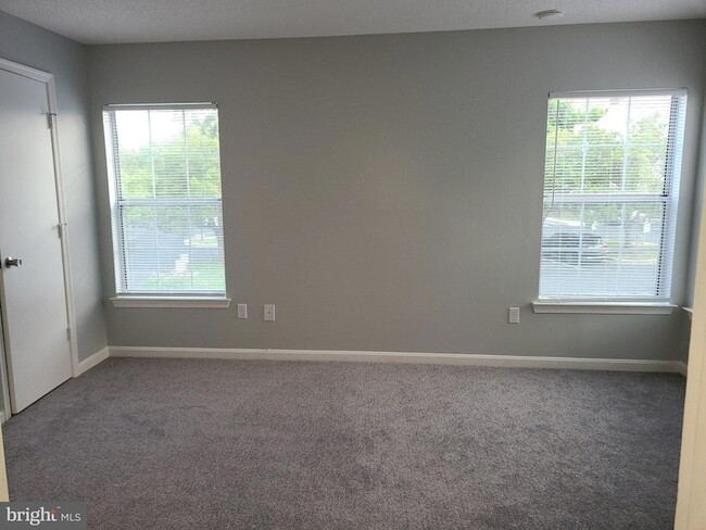 Building Photo - 15619 Easthaven Ct