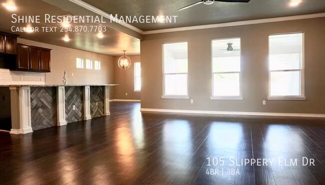 Foto del edificio - 105 Slippery Elm Dr