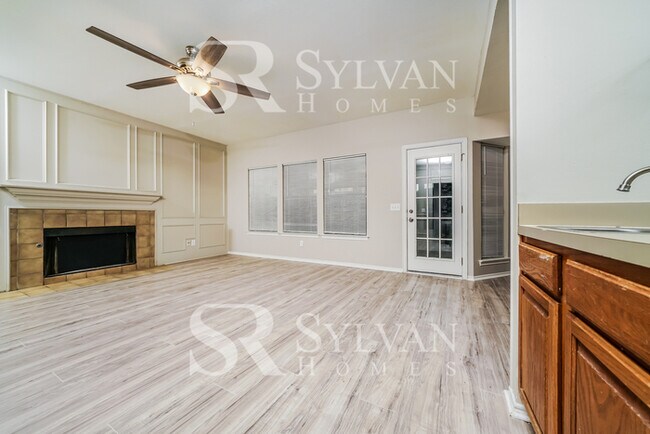 Foto del edificio - Prepare to be impressed by this 3 bedroom, 2.5 bathroom home