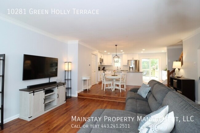 Building Photo - 10281 Green Holly Terrace