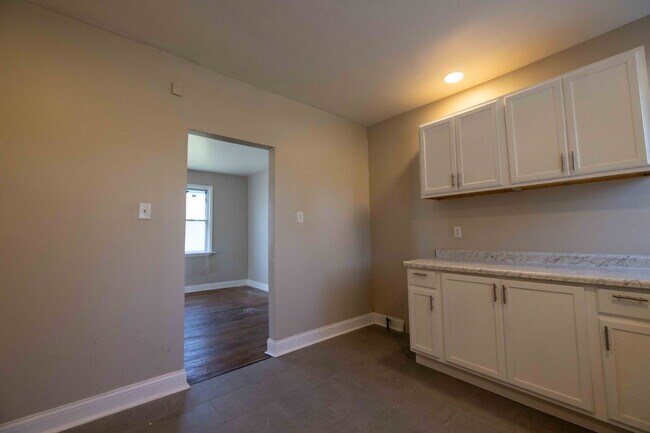 Foto del edificio - Stylish, Updated & Ready to Call Home