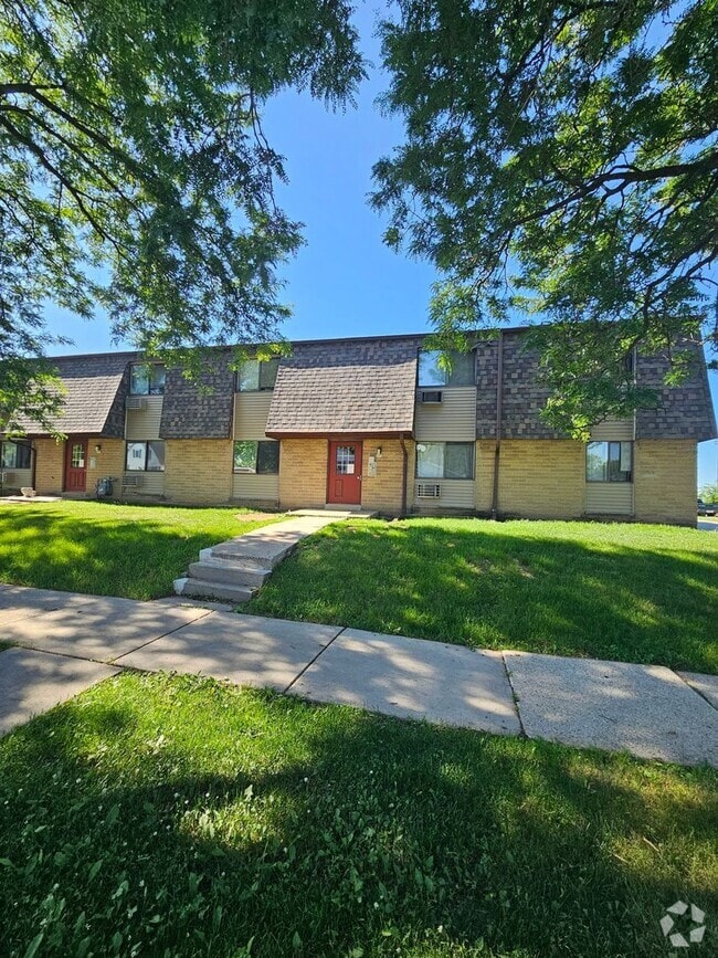 Building Photo - 333 Coolidge Ave