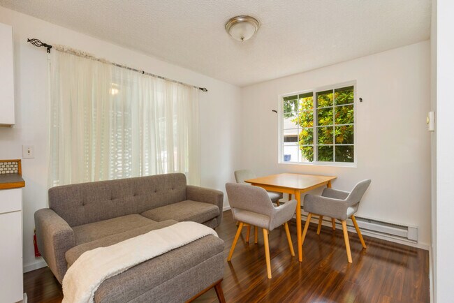 Foto del edificio - 15704 Ash Way