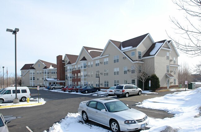 Foto del edificio - Bassett Creek Commons