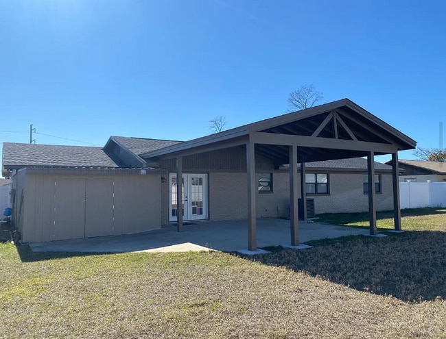 Building Photo - 2802 W 21st Ct