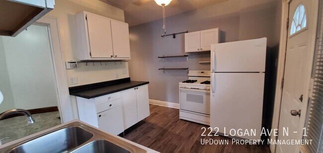 Foto del edificio - 222 N Logan Ave
