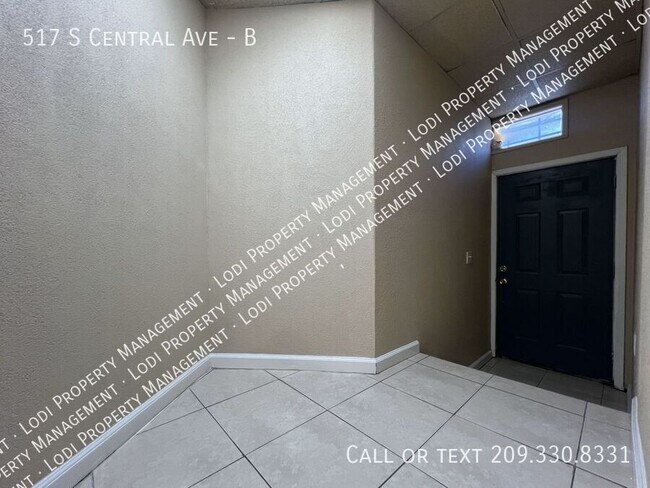 Foto del edificio - 517 S Central Ave