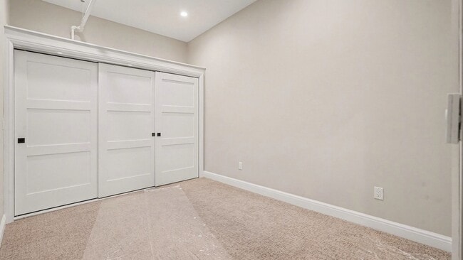 Building Photo - 119 S Main St