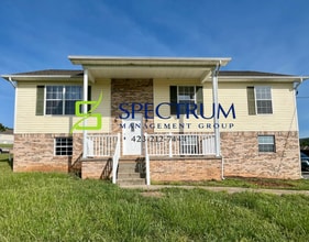 Building Photo - 1023 Historic Hills Dr