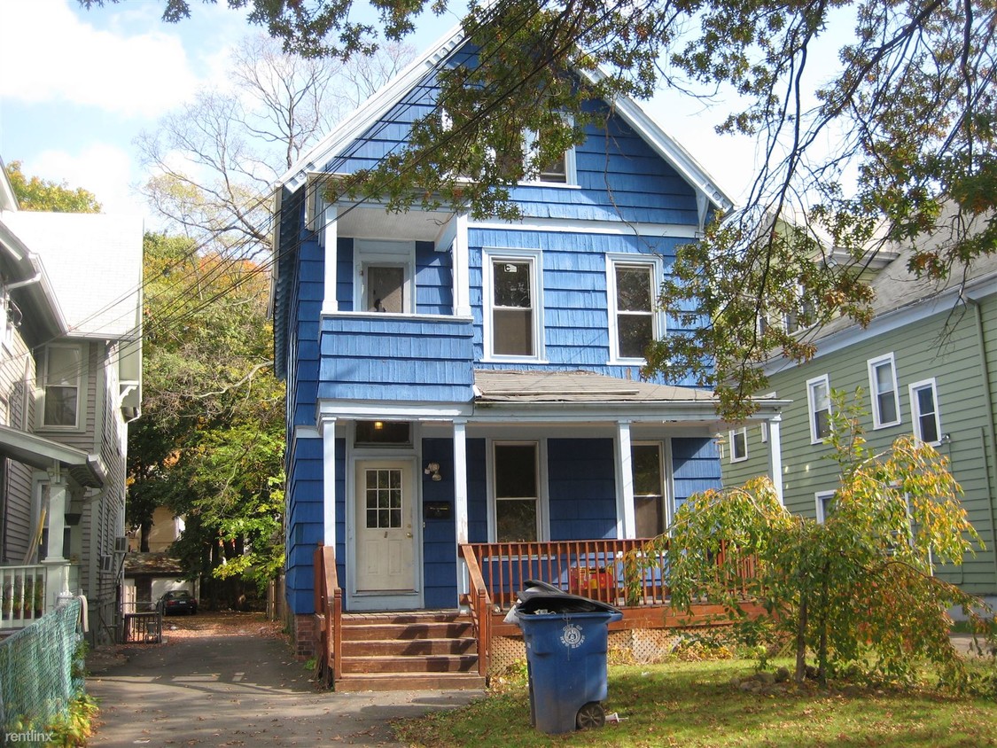5 br, 1 bath - 105 Blake St - 5 br, 1 bath  - 105 Blake St