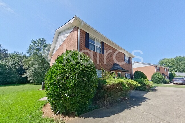 Foto del edificio - 160 Deer Pkwy