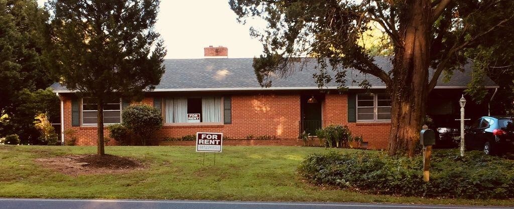 Foto principal - 1507 Riverside Dr