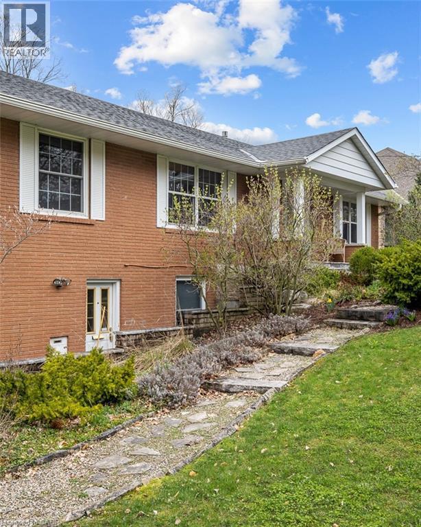 Building Photo - 36 Maple Hill Dr